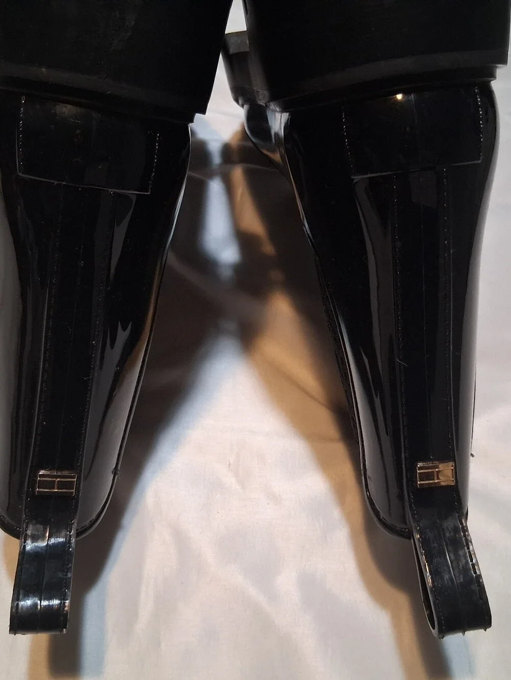 Tommy Hilfiger Black Glossy Lug Sole Rain Boots 8M Chelsea Casual Gorpcore Fall